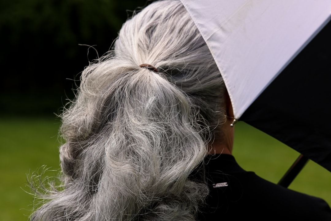 How to Grow Out Grey Hair: A Complete Guide to Embracing Your Silver Transition